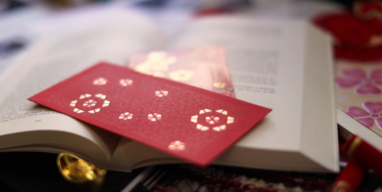 Cathay Pacific's sustainable campaign - red packets